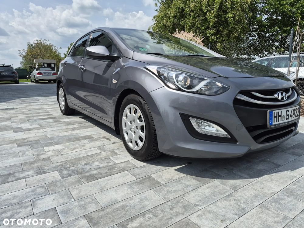 Hyundai i30 1.6 CRDI Trend - 10
