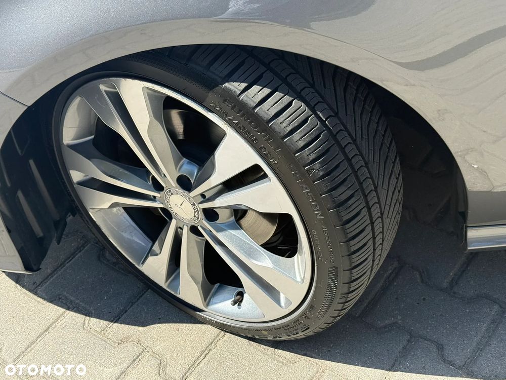 Mercedes-Benz CLA 180 BlueEffICIENCY Edition - 17