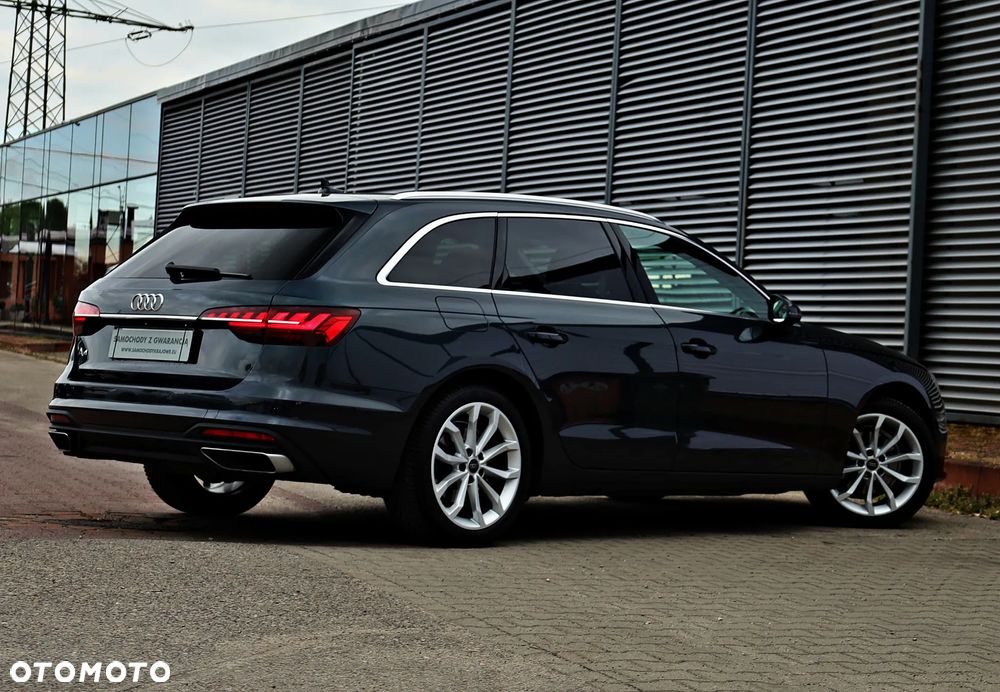 Audi A4 Avant - 11