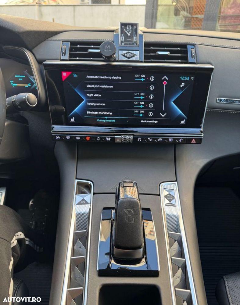 DS Automobiles DS 7 Crossback Crossback 4x4 LOUVRE - 14