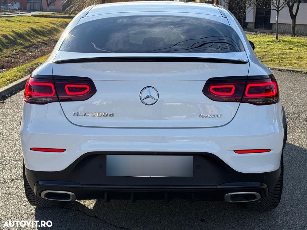 Mercedes-Benz GLC Coupe 300 d 4Matic 9G-TRONIC AMG Line - 18