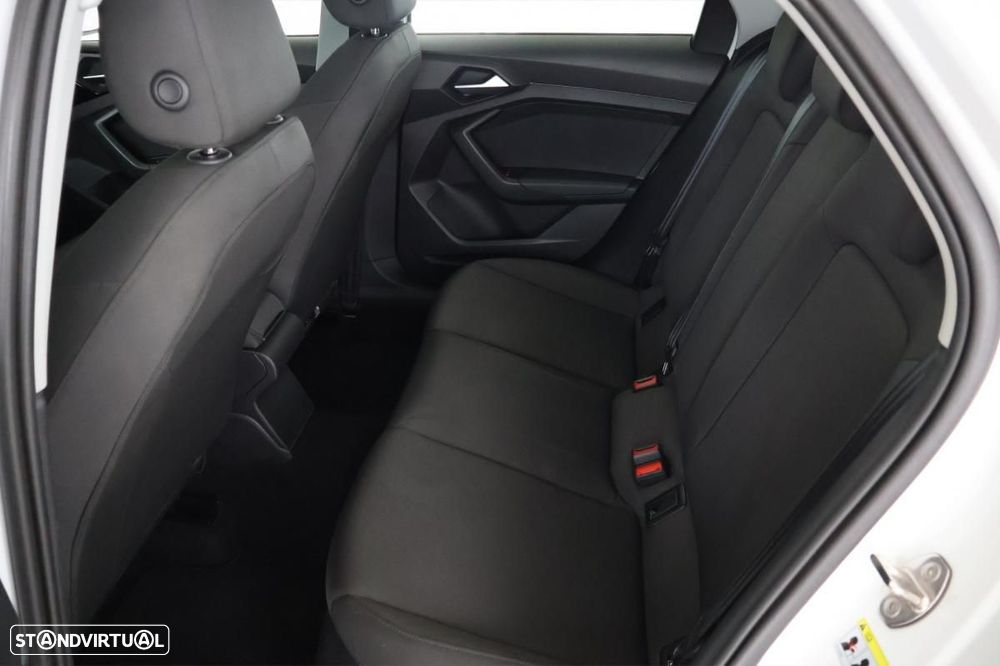 Audi A1 Sportback 25 TFSI Advanced - 13