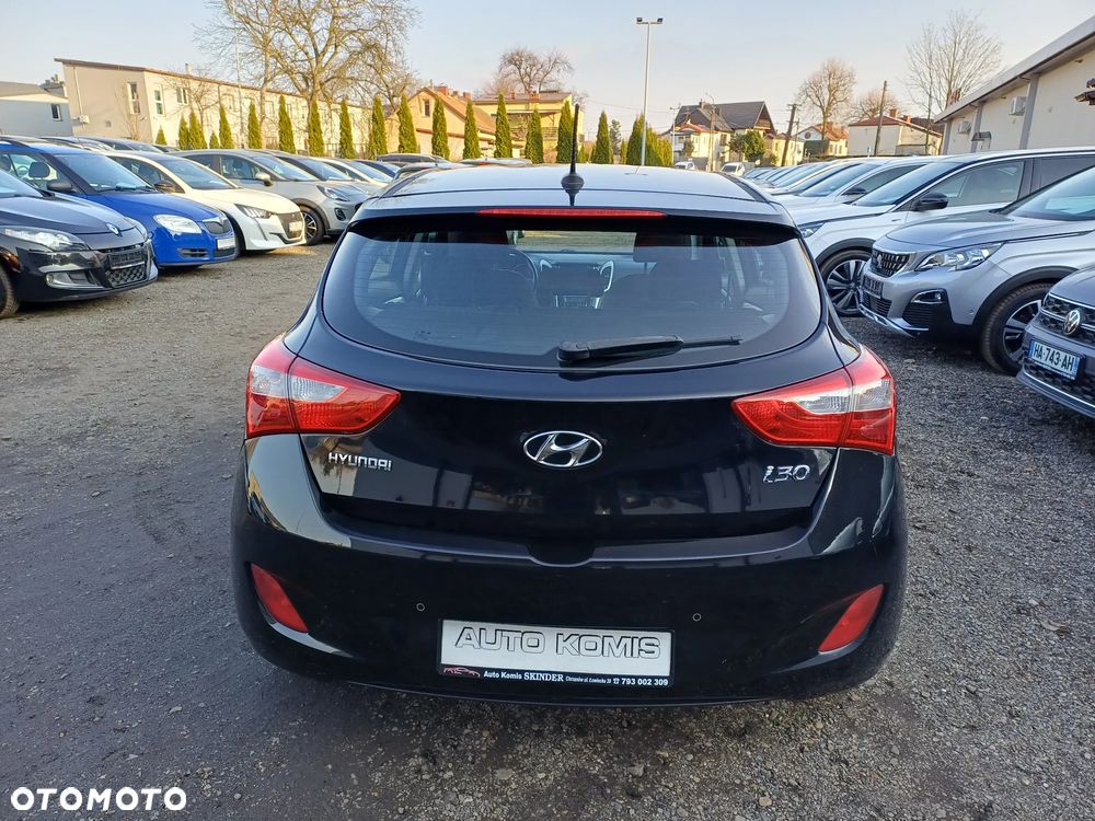 Hyundai i30 1.4 Premium - 6