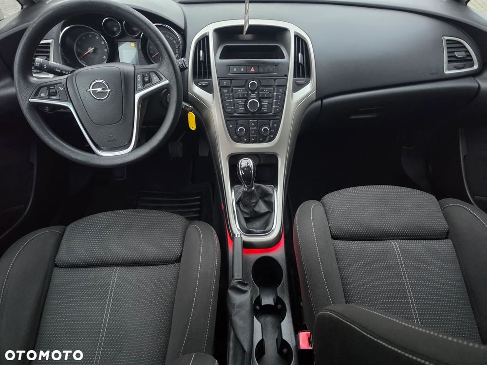 Opel Astra - 19