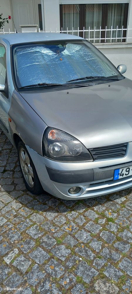 Renault Clio 1.2 16V Dynamique - 3