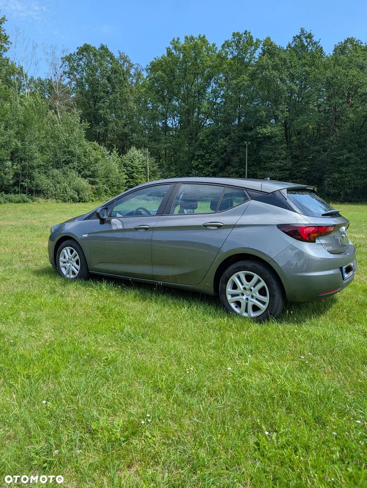 Opel Astra 1.2 T Edition S&S - 3