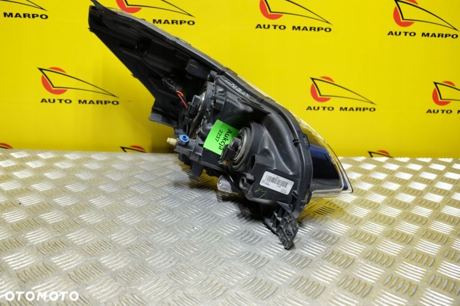 SUBARU XV IMPREZA 2016 2017- REFLEKTOR LAMPA ZWYKŁA LEWA USA - 12