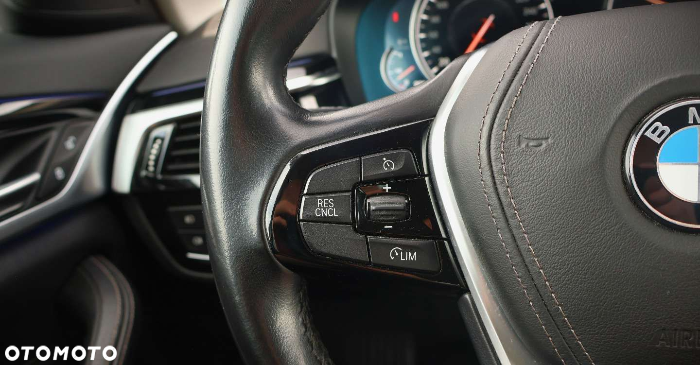 BMW Seria 5 - 27