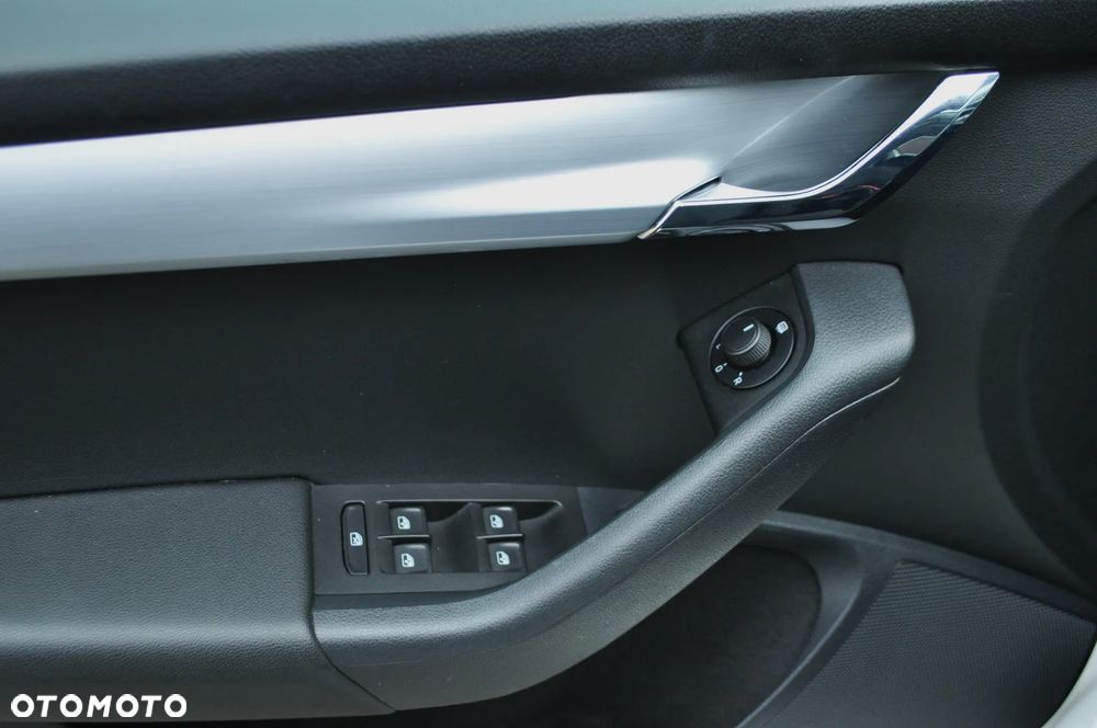 Skoda Octavia 1.6 TDI Style - 32