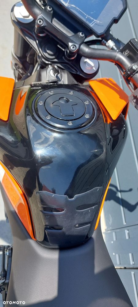 KTM Duke 125 - 15