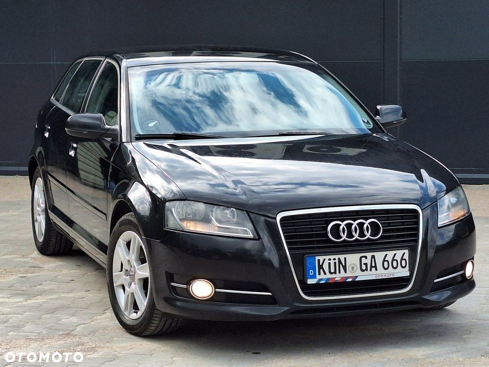 Audi A3 Sportback - 13