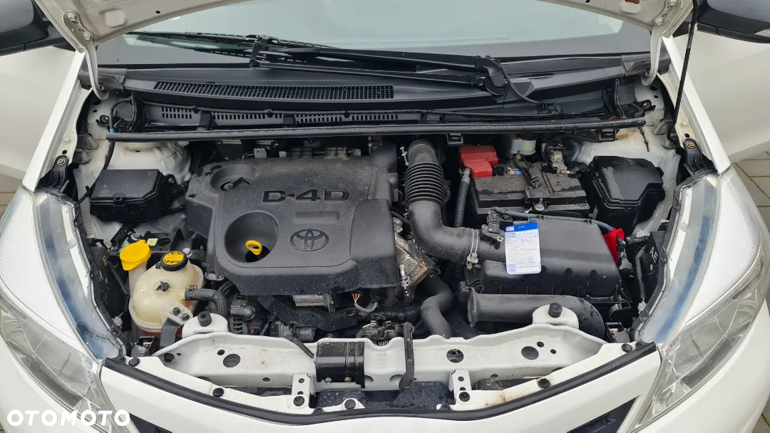 Toyota Yaris 1.4 D-4D - 11