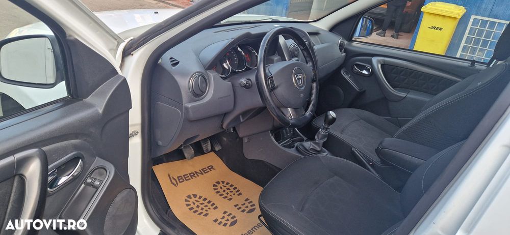 Dacia Duster 1.5 dCi 4x2 Ambiance - 6