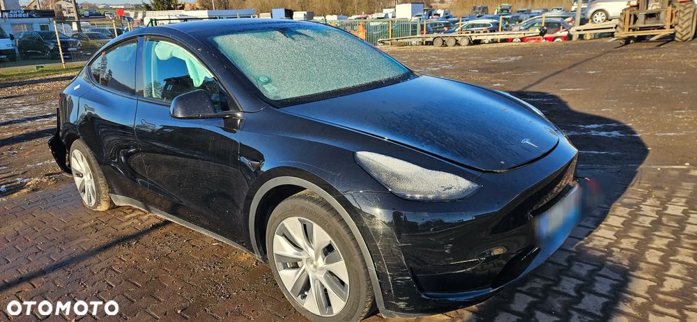 Tesla Y RWD - 7
