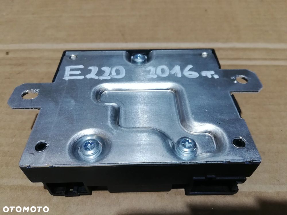 MERCEDES STEROWNIK MODUŁ POMPY PALIWA A0009002218 - 2