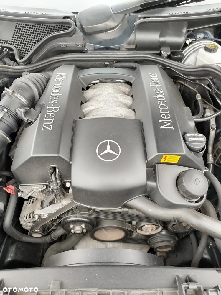 Mercedes-Benz Klasa E 320 T Elegance - 8