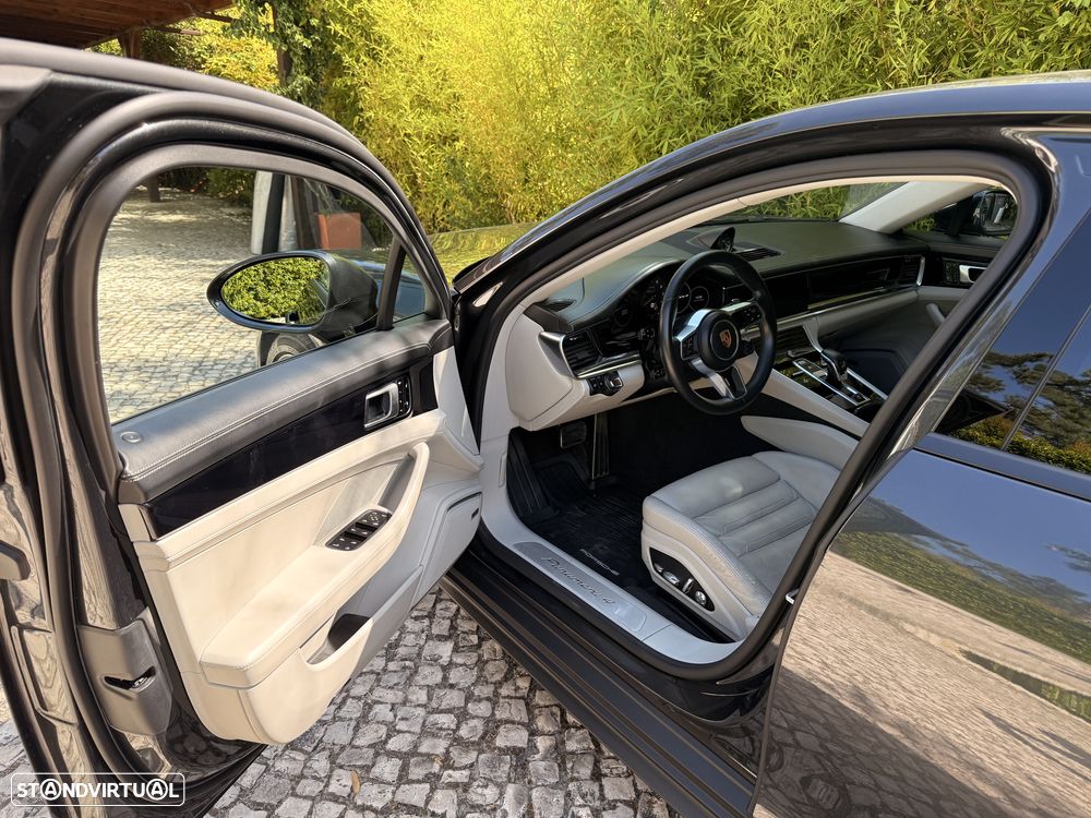 Porsche Panamera - 9