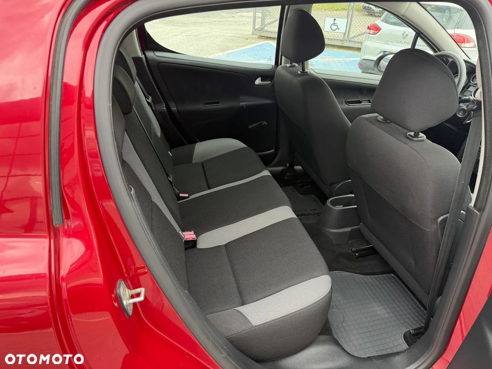 Peugeot 207 1.4 16V Trendy - 6