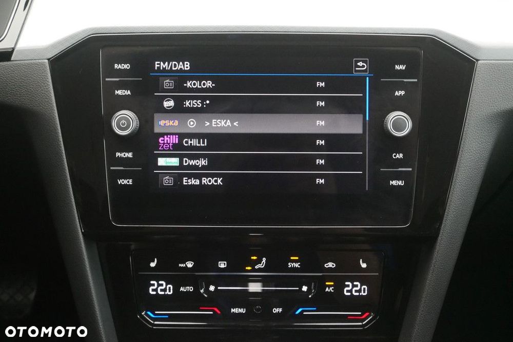 Volkswagen Passat Variant 2.0 TSI Business DSG - 10