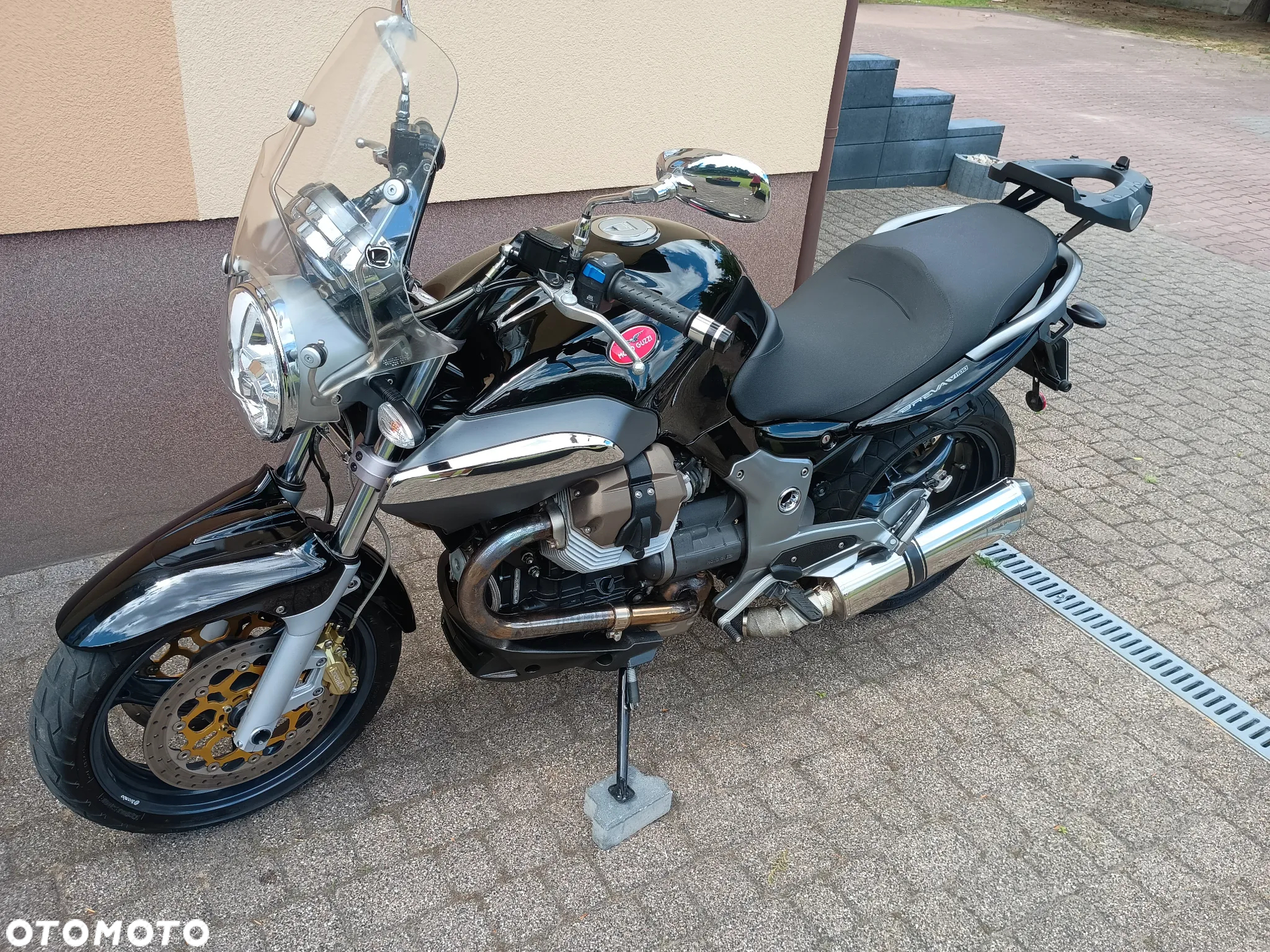 Moto Guzzi Breva - 2