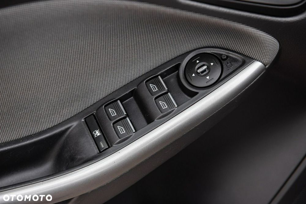 Ford Focus 1.6 TDCi Trend Sport - 23