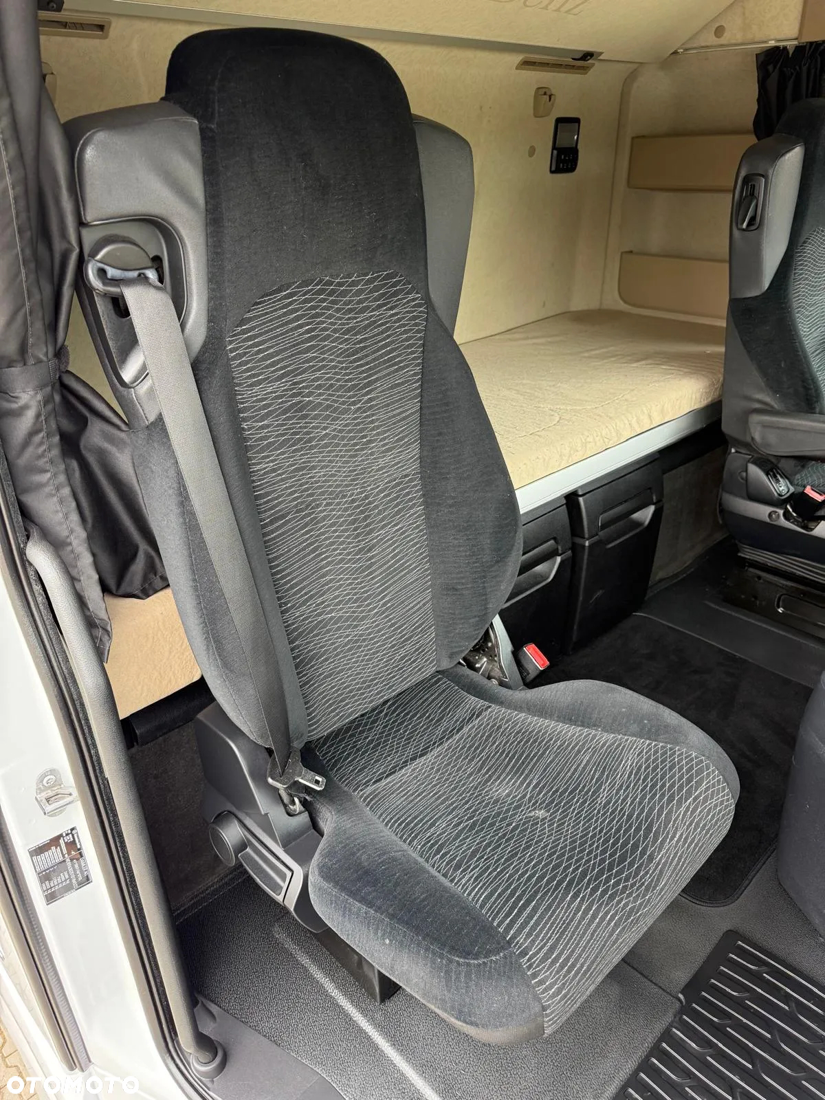 Mercedes-Benz Actros 2542 / E6 / burto-firanka 8,5 m + winda / 21Epal / z Niemiec / sypialka plandeka firana skrzynia - 38