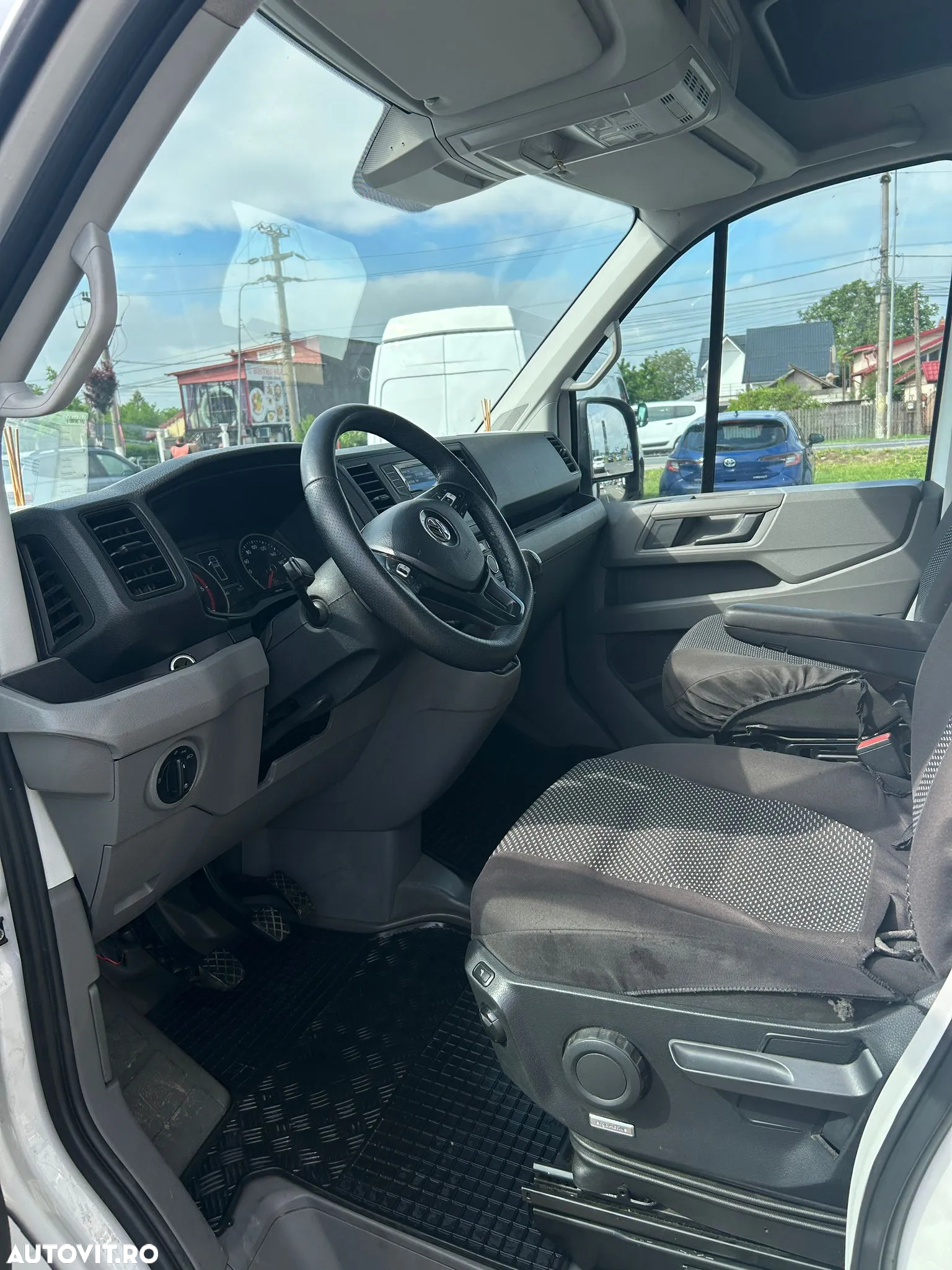 Volkswagen Crafter - 9