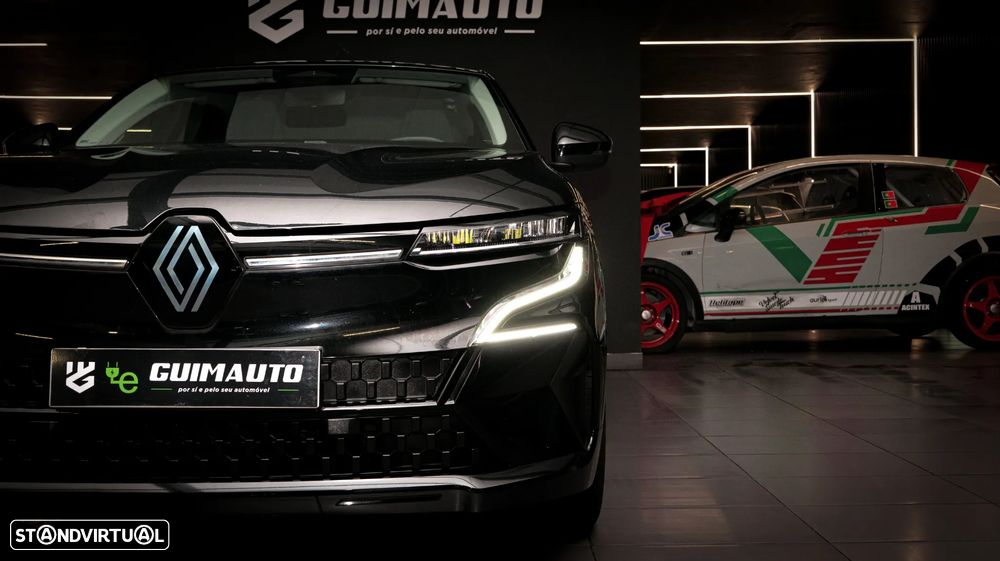 Renault Mégane E-Tech - 8