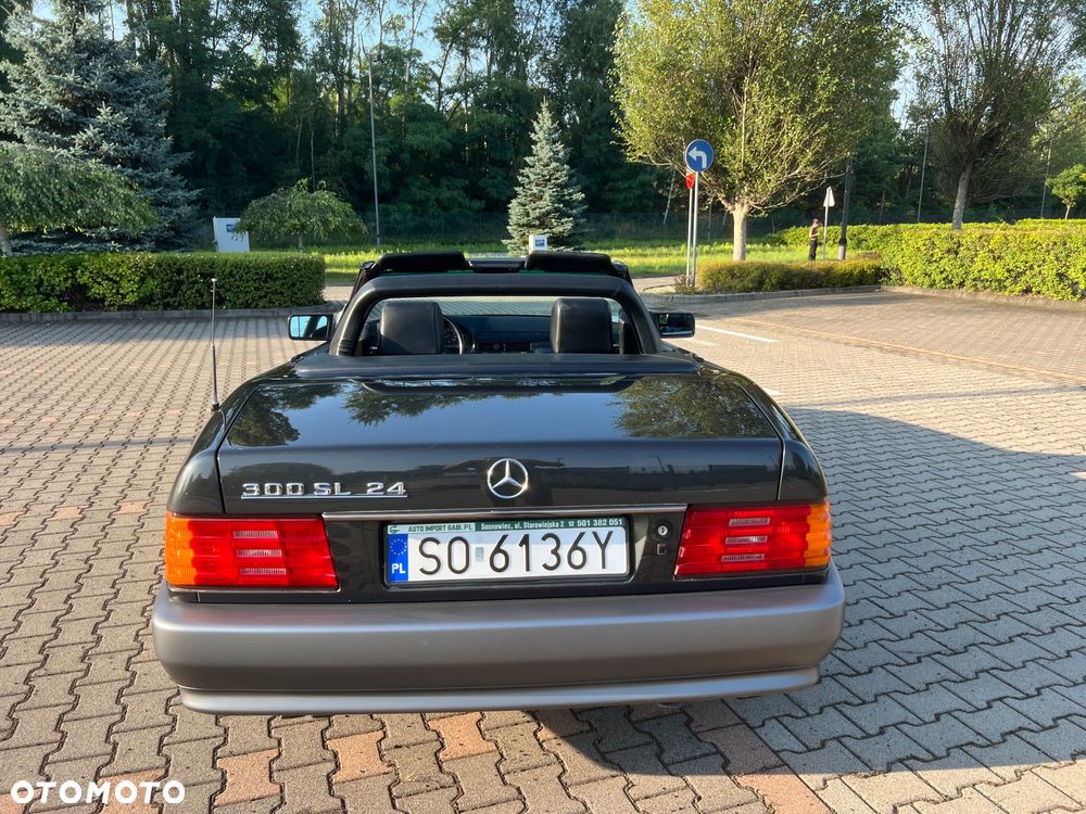 Mercedes-Benz SL - 22