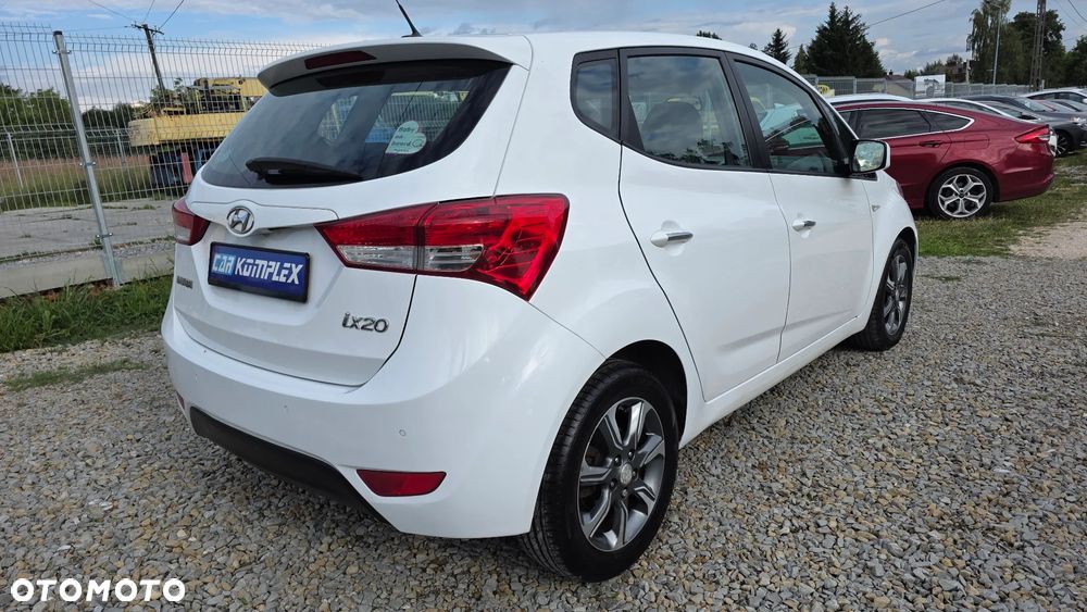 Hyundai ix20 1.4 blue Space - 6