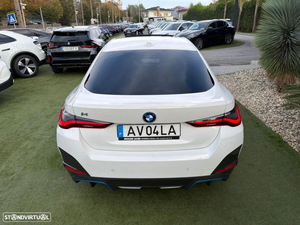 BMW i4 eDrive40 Pack Desportivo M - 13