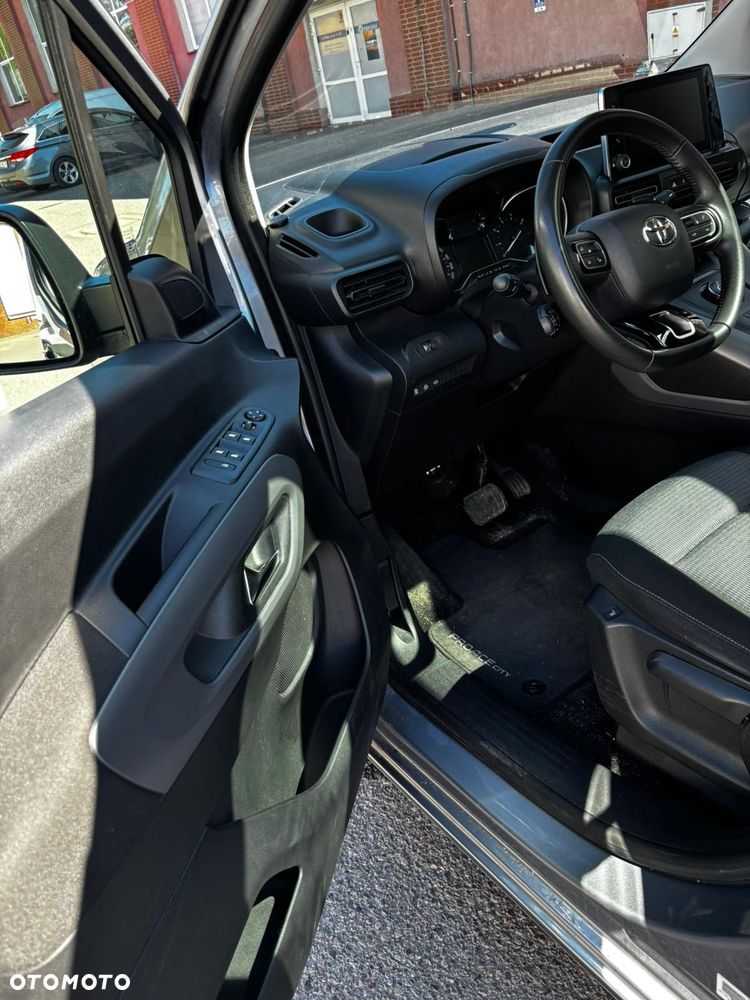 Toyota Proace City Verso 1.2 D-4T Family - 22
