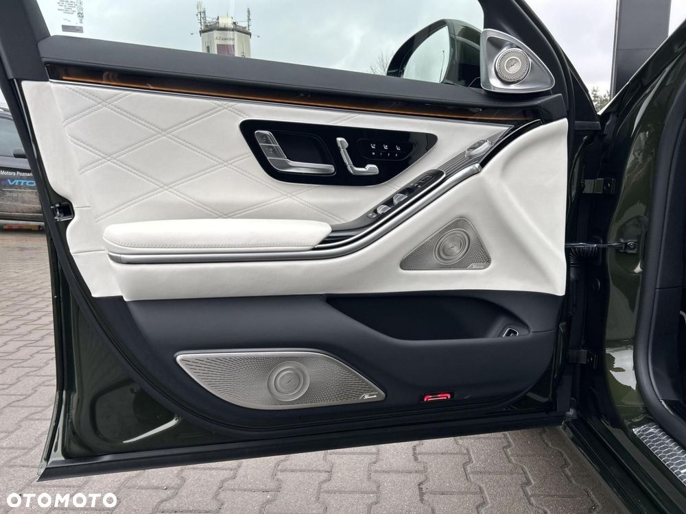 Mercedes-Benz Klasa S 580 4-Matic L 9G-TRONIC - 12