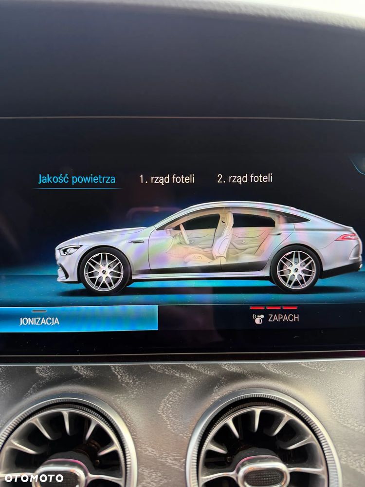 Mercedes-Benz AMG GT 43 4-Matic+ - 31