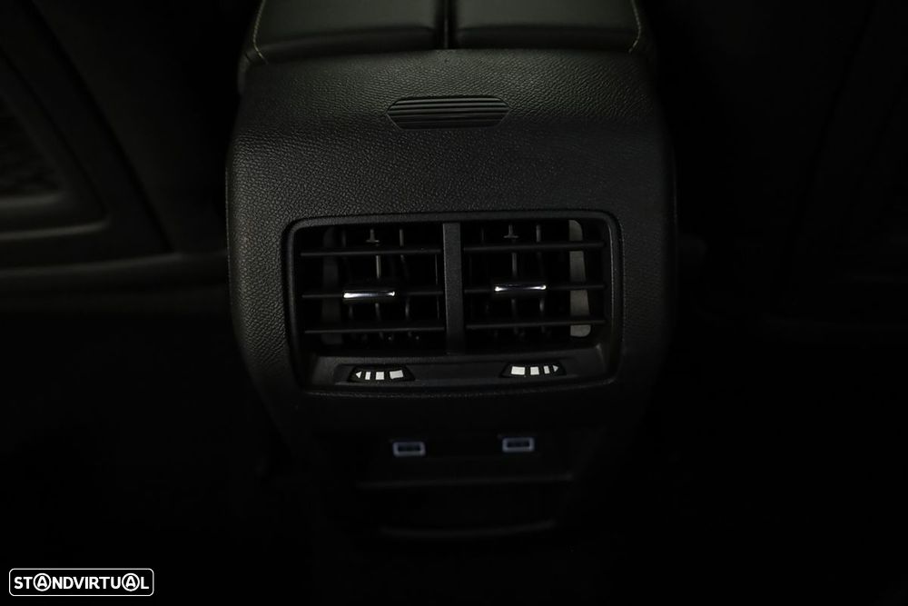 Peugeot 308 1.2 PureTech GT EAT8 - 21