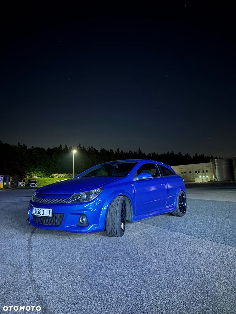 Opel Astra - 1