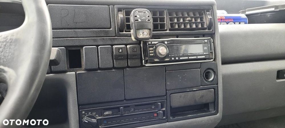 Volkswagen T4 na części 2,4 Diesel - 14