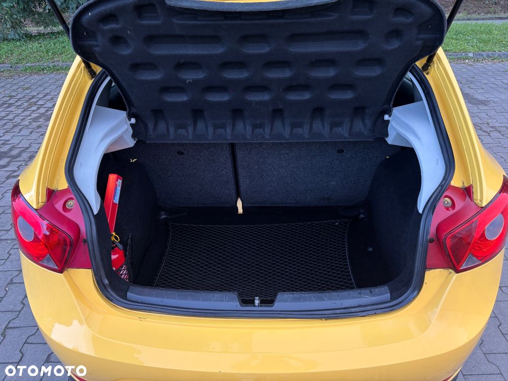 Seat Ibiza 1.4 16V Sport - 17