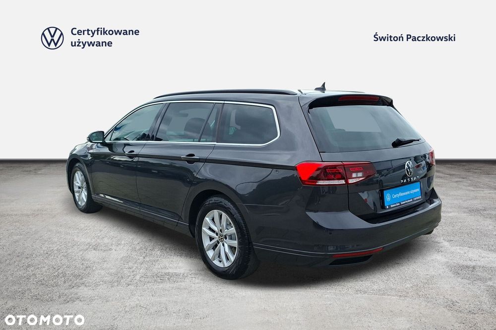 Volkswagen Passat - 3