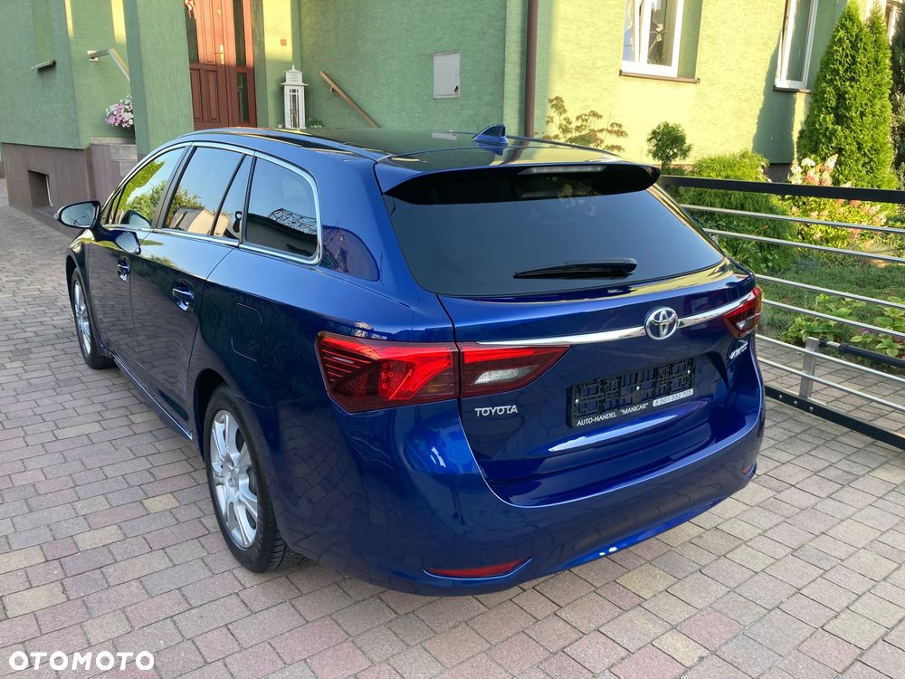 Toyota Avensis 2.0 D-4D Prestige - 4