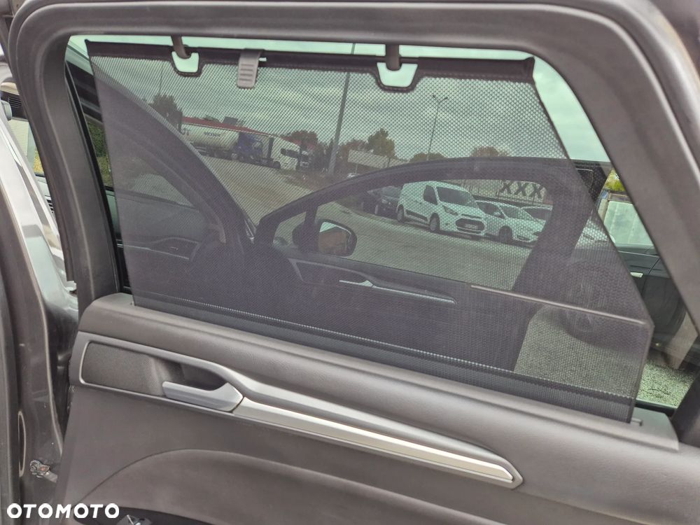 Ford Mondeo 2.0 TDCi Titanium PowerShift - 29