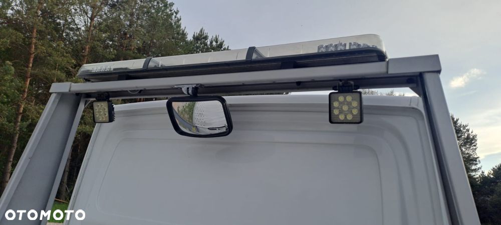 Mercedes-Benz SPRINTER - 17