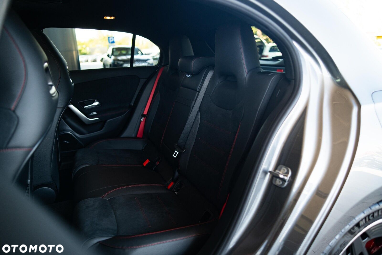Mercedes-Benz Klasa A 45 S AMG 4-Matic 8G-DCT - 31