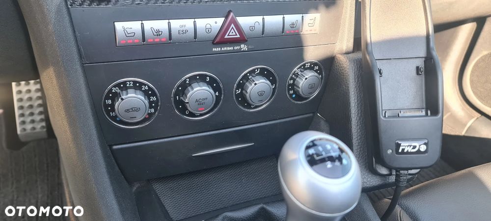 Mercedes-Benz SLK - 16