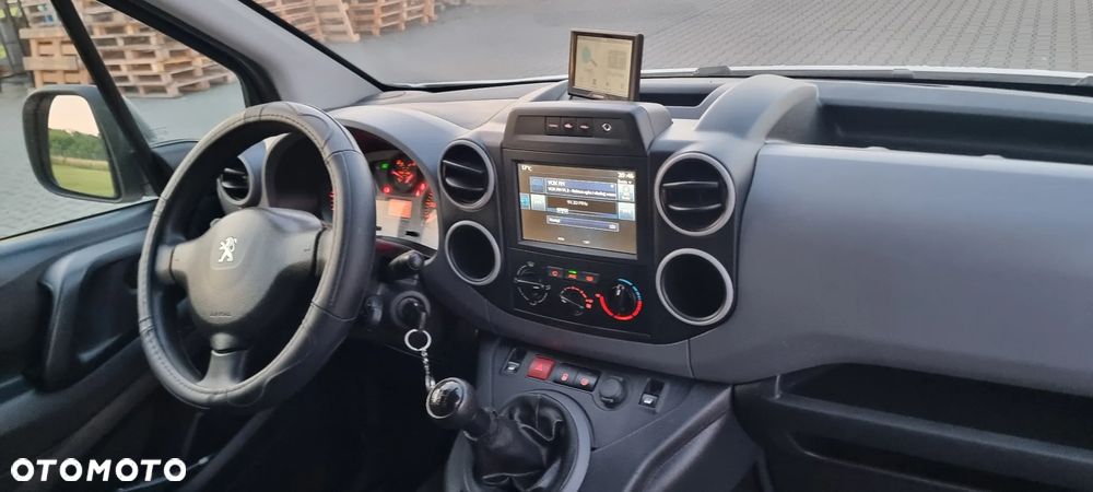 Peugeot PARTNER - 8