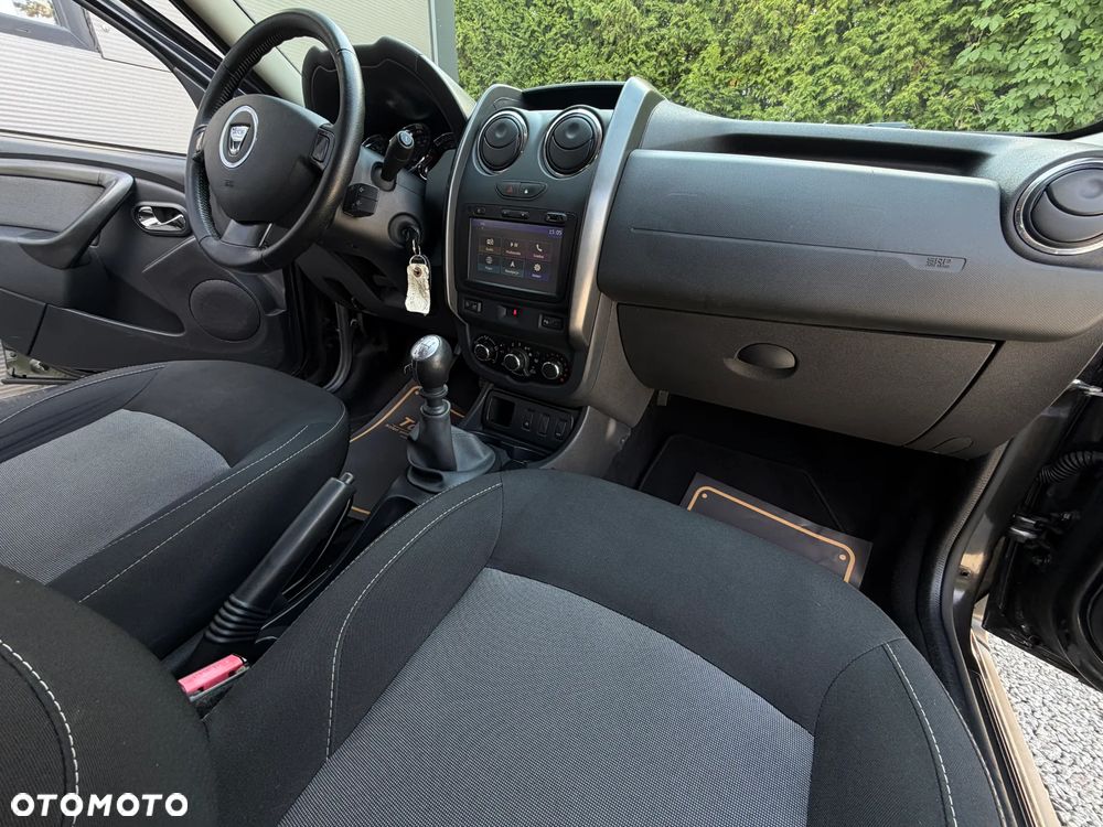 Dacia Duster dCi 110 FAP 4x2 Urban Explorer - 16