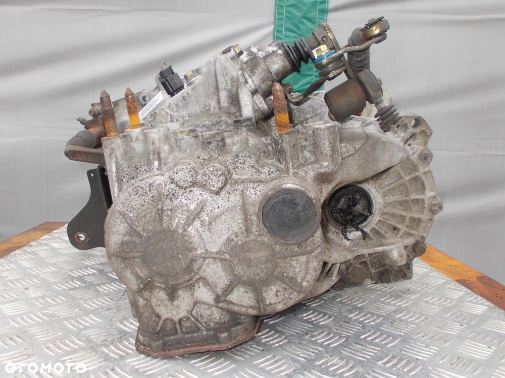 Mitsubishi Lancer VII - skrzynia biegów 2.0 16V F5M4 F5M422R7B6 - 5