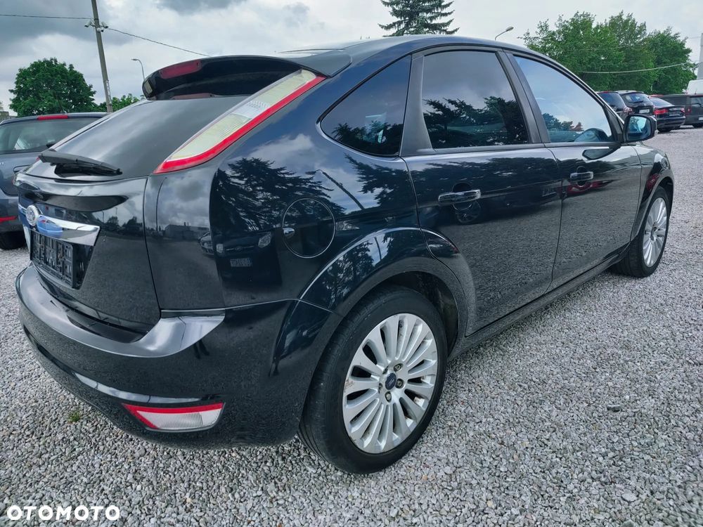 Ford Focus 1.6 Ti-VCT Titanium - 27