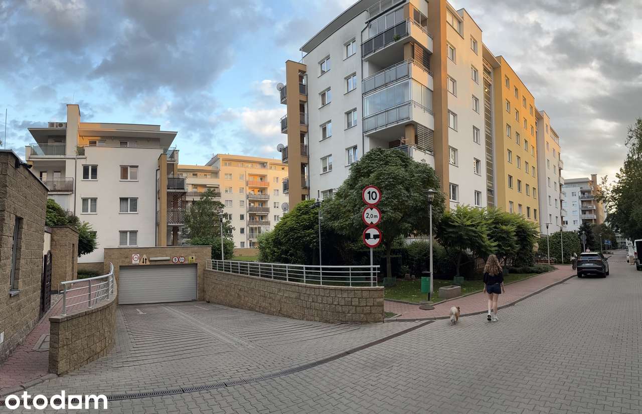 Obrońców Tobruku 24, 3 pokoje, bezpośrednio