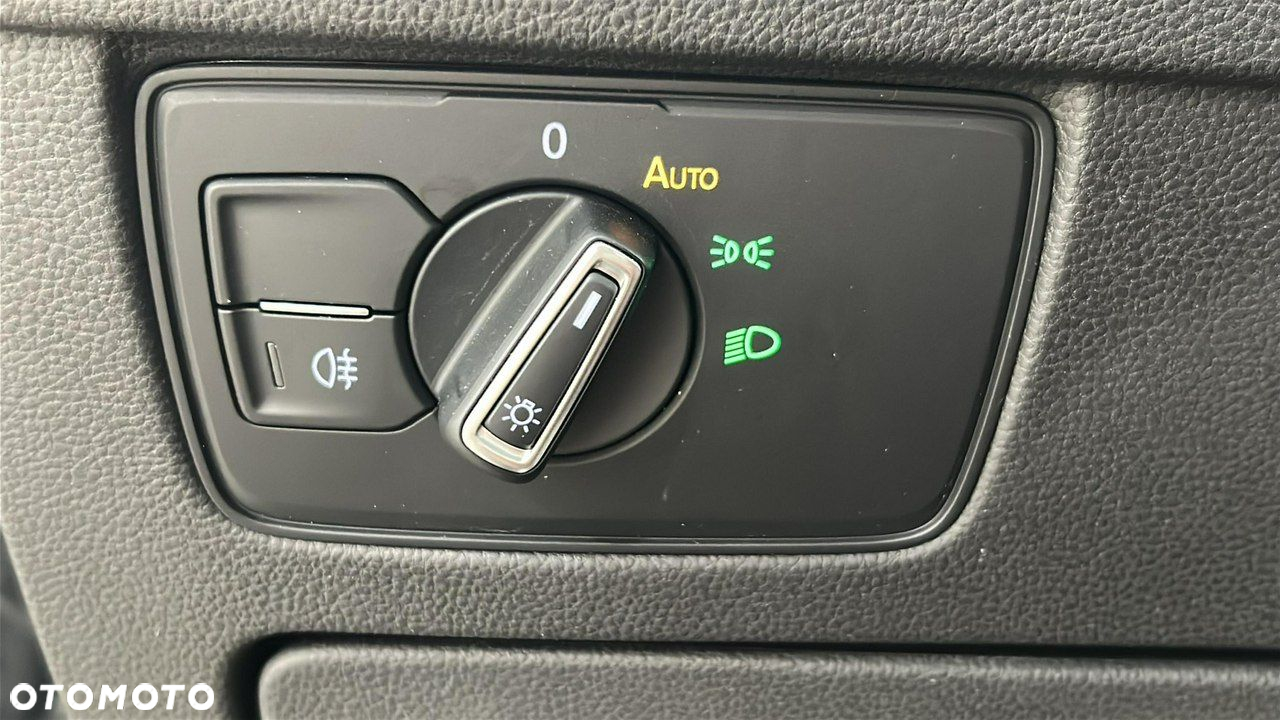 Volkswagen Passat 1.5 TSI EVO Essence DSG - 24
